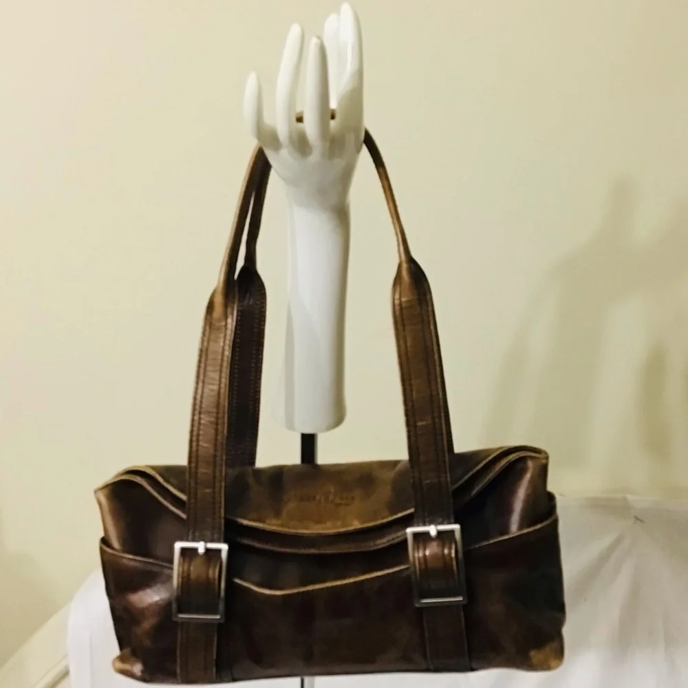 VINTAGE Kenneth Cole Baguette Satchel